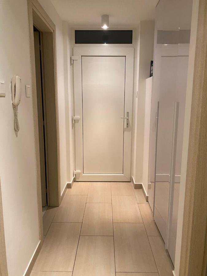 Parizsi Udvar I. Apartment Debrecen Ngoại thất bức ảnh