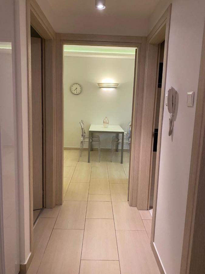 Parizsi Udvar I. Apartment Debrecen Ngoại thất bức ảnh