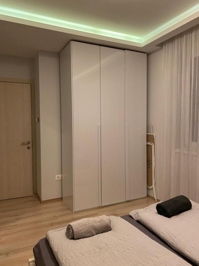 Parizsi Udvar I. Apartment Debrecen Ngoại thất bức ảnh