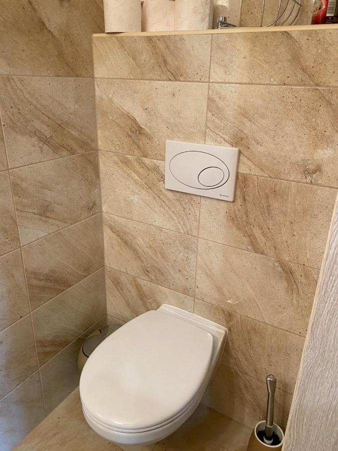 Parizsi Udvar I. Apartment Debrecen Ngoại thất bức ảnh